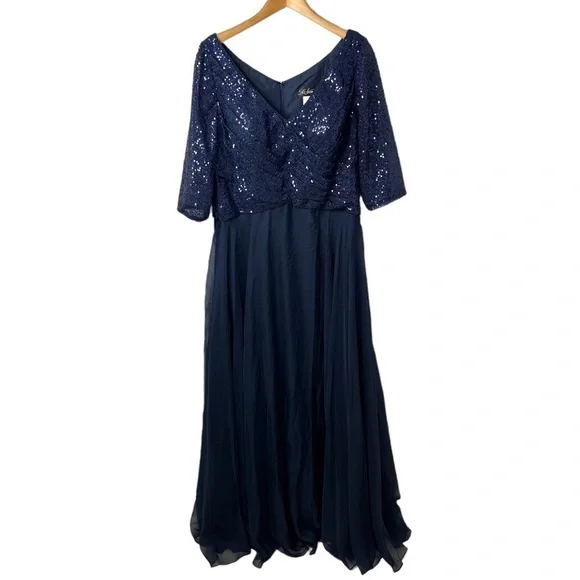 La Femme Chiffon and Sequin A Line Gown Faux Wrap 3/4 Sleeve Navy Blue Size 16 - Picture 2 of 10